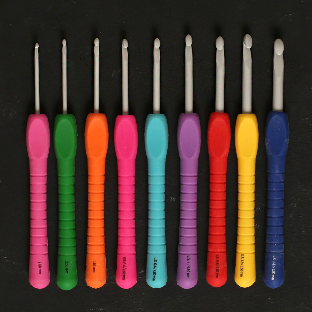 Pony Easy Grip 14 cm 9'lu Yumuşak Saplı Yün Tığ Seti - 56810