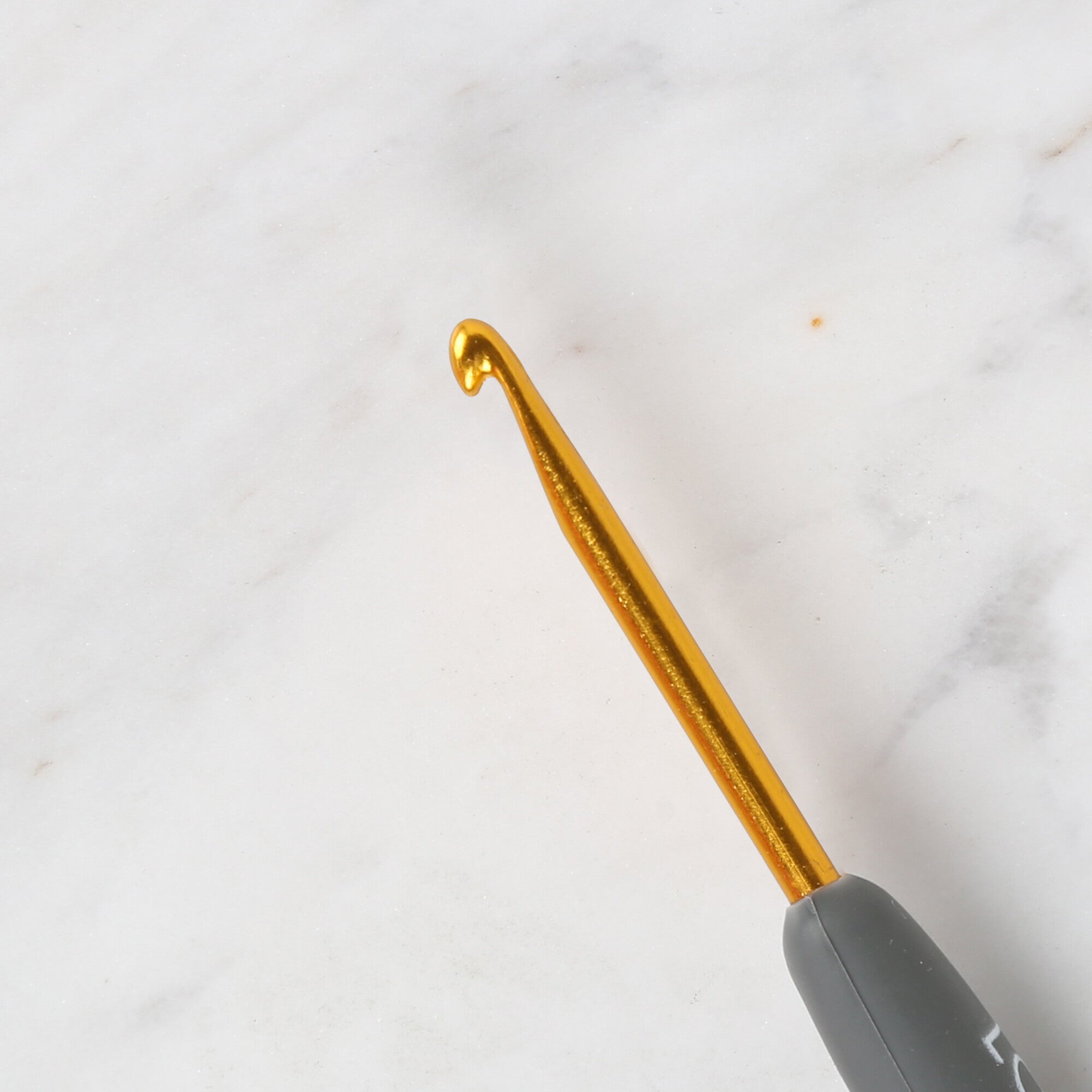 Loren Crafts Altın Uçlu Yumuşak Saplı Yün Tığ LRN - 041 3,5 mm